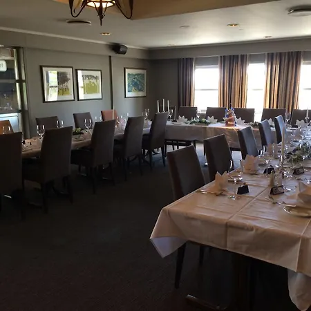 拜尼库洛酒店 2*