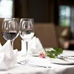 Hotel Bryne Hotell 2*